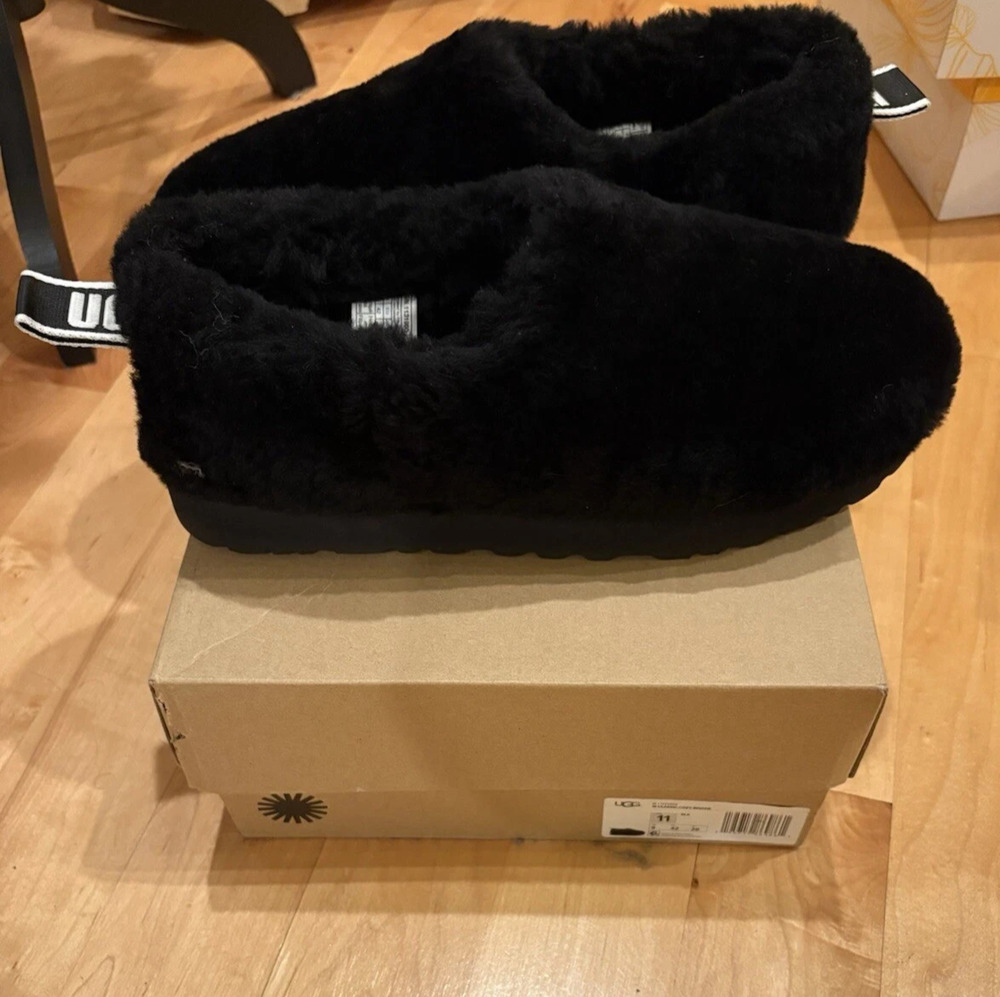 UGG Classic Cozy Bootie Black W-1131950-NAT Women's Size 11 Medium NIB
